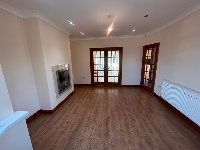 3 Bedroom House To Rent In Marsh Lane, Erdington, B23