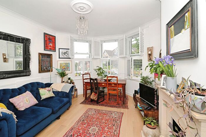 1 Bedroom Flat For Sale In St. Peters Road, St. Leonards-On-Sea, TN37