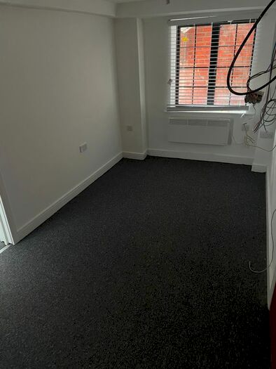 1 Bedroom Flat To Rent In Rockstone Lane, Southampton, SO14
