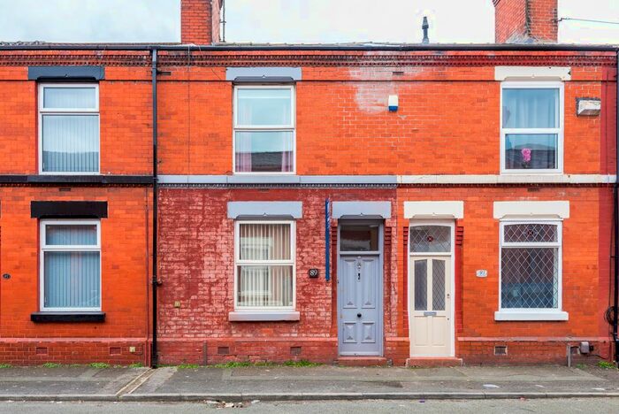 3 Bedroom Terraced House To Rent In Harris Street, St Helens, WA10