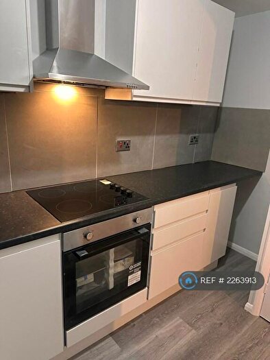 1 Bedroom Flat To Rent In Whigston Close, London, N18