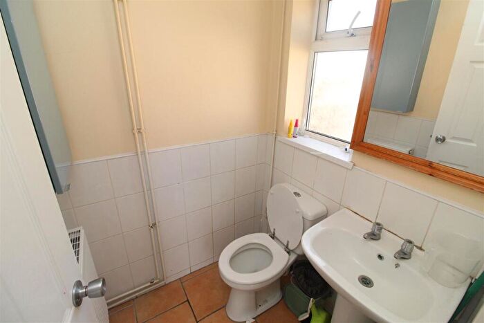 1 Bedroom House To Rent In Whitchurch Road, Cardiff, CF14