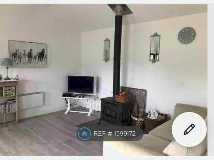 2 Bedroom Detached House To Rent In Denstroude Lane, Denstroude, Canterbury, CT2