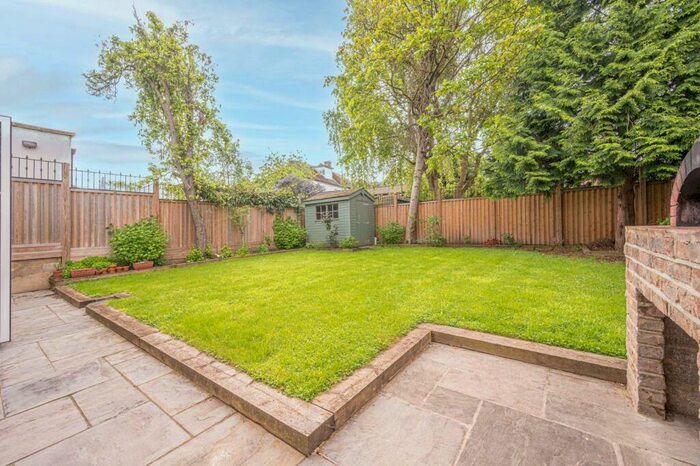 6 Bedroom Semi-Detached House To Rent In Menelik Road, West Hampstead, London, NW2