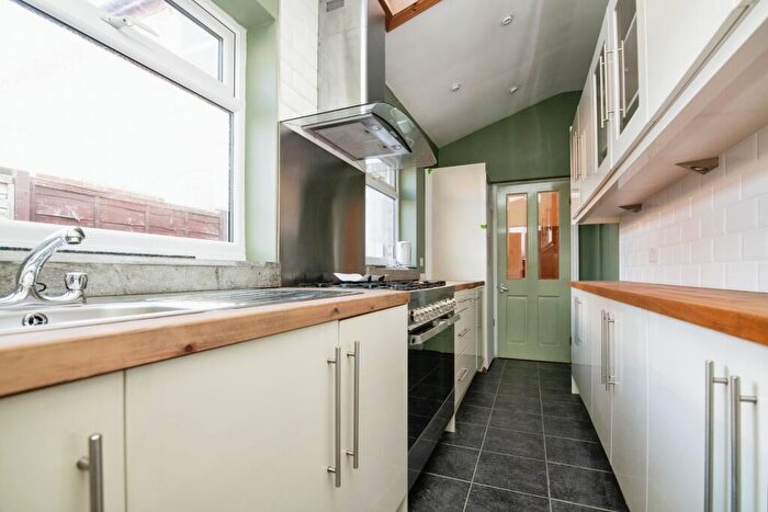 3 Bedroom Terraced House For Sale In Jakeman Road, Birmingham, West Midlands, B12
