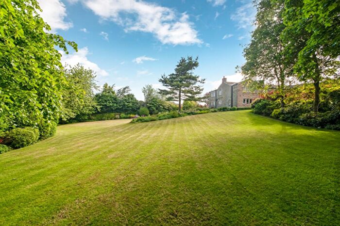 5 Bedroom Detached House For Sale In Whinny Farm, The Knowle, Shepley, HD8