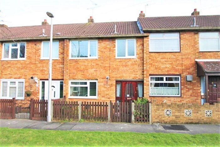 2 Bedroom Terraced House To Rent In Rosemary Close, Chatham, ME5