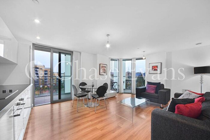 2 Bedroom Flat To Rent In Sienna Alto, The Renaissance, Cornmill Lane, Lewisham, SE13