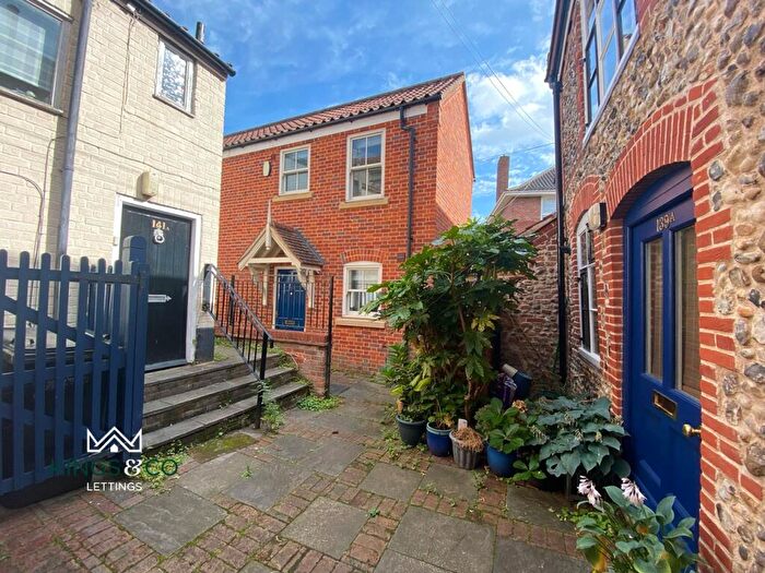 2 Bedroom Terraced House To Rent In Twinemakers Row, Norwich, NR3
