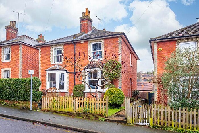 3 Bedroom Semi Detached House For Sale In Baillie Road, Guildford, GU1