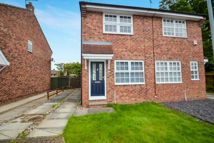 2 Bedroom Semi-Detached House To Rent In St. Peters View, Bilton, Hull, Yorkshire, HU11