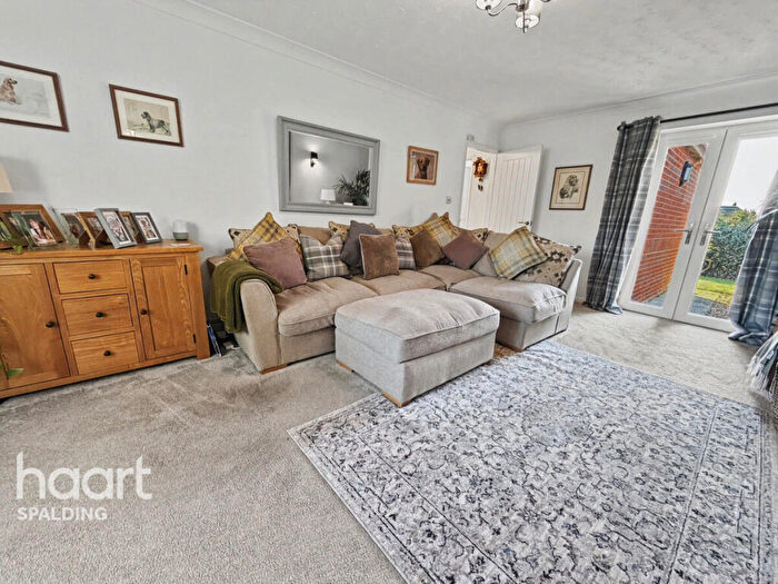 2 Bedroom Detached Bungalow For Sale In Dawsmere Road, Gedney Drove End, PE12