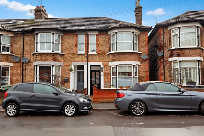 3 Bedroom Terraced House For Sale In Victoria Road, Brentwood, CM14