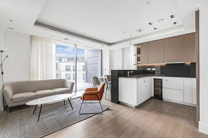 2 Bedroom Apartment For Sale In Bollinder Place, London, EC1V