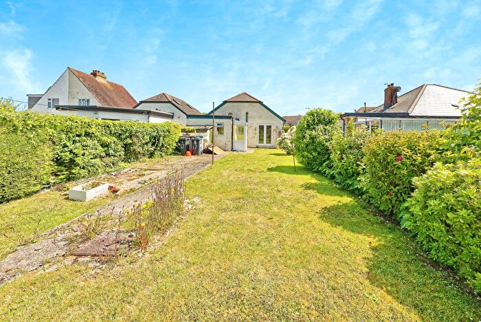 2 Bedroom Bungalow For Sale In Sandwich Road, Whitfield, Dover, Kent, CT16
