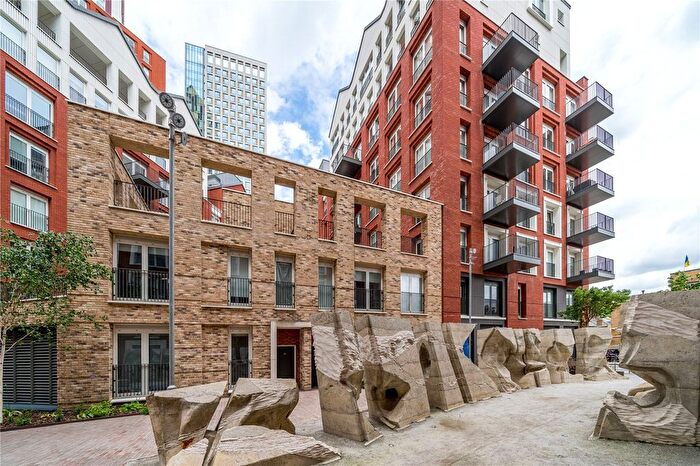 Garage / Parking To Rent In Exchange Gardens, London, SW8
