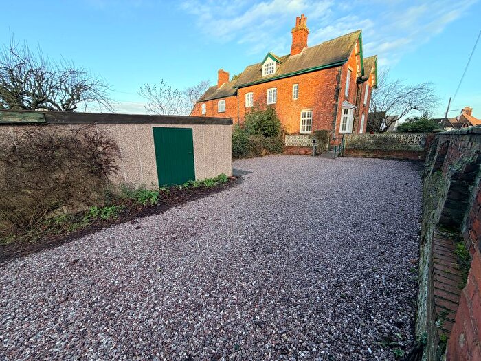 5 Bedroom Detached House To Rent In Church Street, Lichfield, WS14