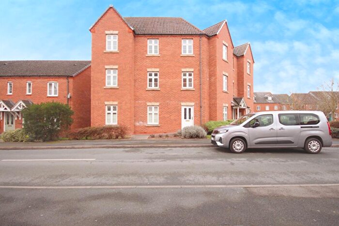 2 Bedroom Apartment For Sale In The Marish, Warwick, CV34
