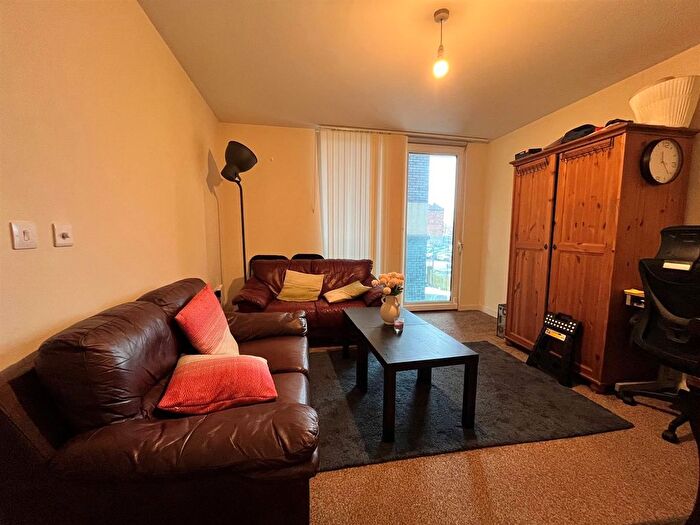 2 Bedroom Flat To Rent In Blackfriars Road, Salford, M3