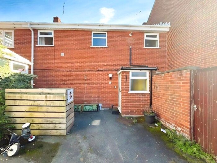 3 Bedroom Terraced House For Sale In Watling Court, Vicars Cross, Chester, CH3
