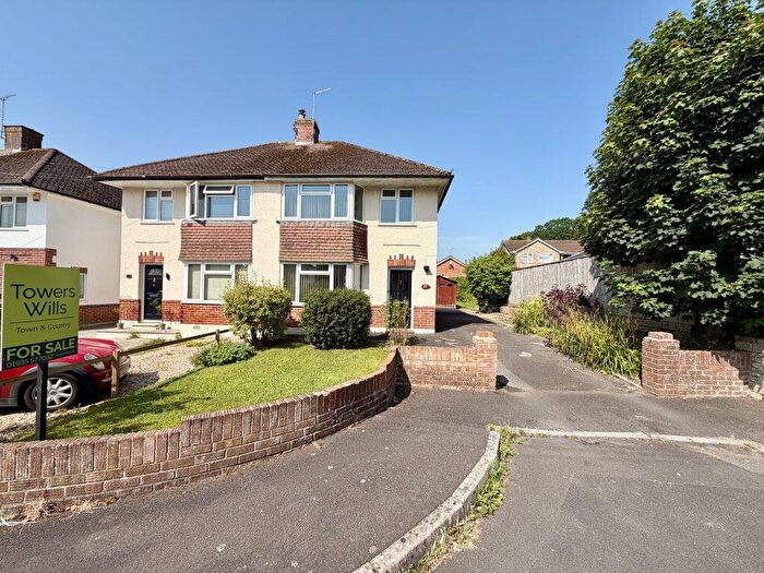 3 Bedroom Semi-Detached House For Sale In Albert Close, Yeovil, Somerset, BA21