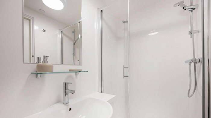 1 Bedroom Flat To Rent In St James Boulevard, Newcastle Upon Tyne, NE4