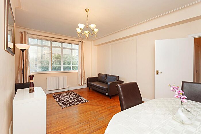 2 Bedroom Apartment To Rent In Regency Lodge, Adelaide Road, Swiss Cottage, NW3