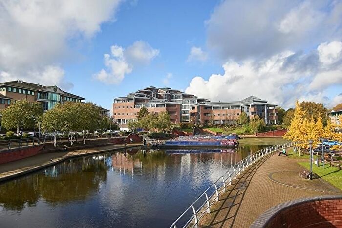 1 Bedroom Flat To Rent In Waterfront West, Brierley Hill, DY5