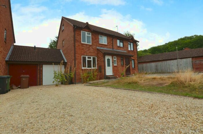 3 Bedroom Detached House To Rent In Browns Close, Oxford, Oxfordshire, OX2
