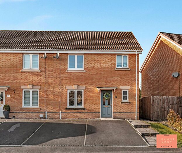 3 Bedroom Semi Detached House For Sale In Skomer Island Way, Caerphilly, CF83