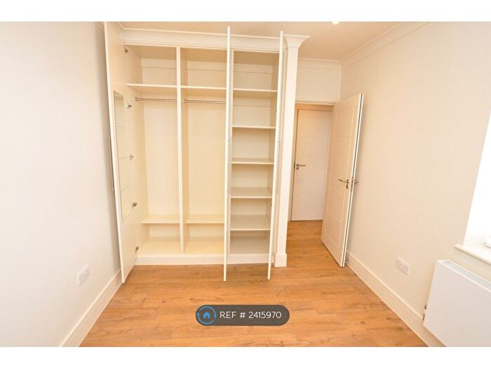 1 Bedroom Flat To Rent In High Road, London, N2
