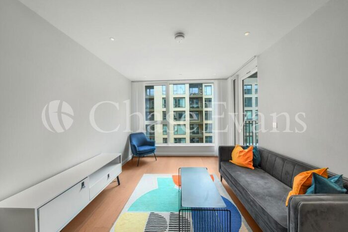 2 Bedroom Apartment To Rent In Phoenix Court, Oval Village, Kennington, SE11