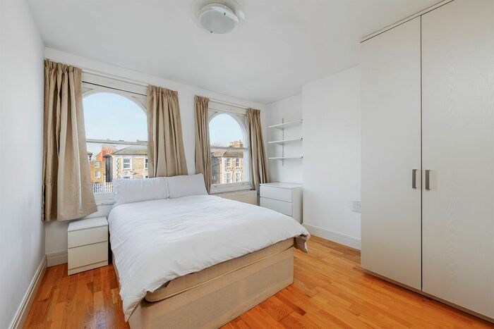 Studio To Rent In Windsor Road, London, W5