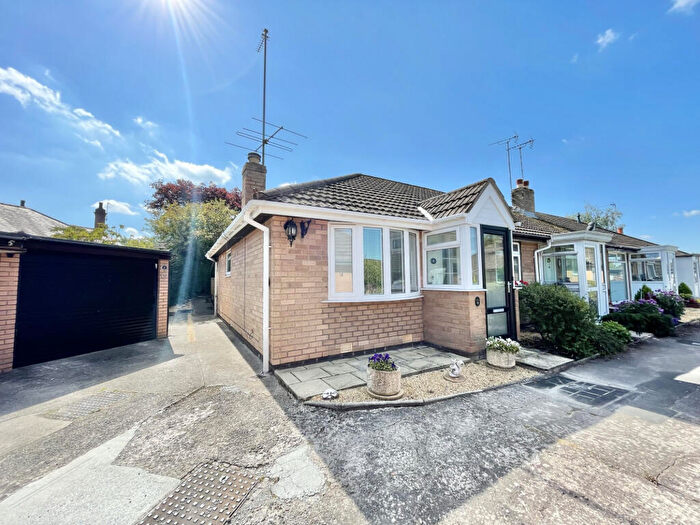 1 Bedroom Bungalow For Sale In Willow Tree Gardens, Thornton, FY5