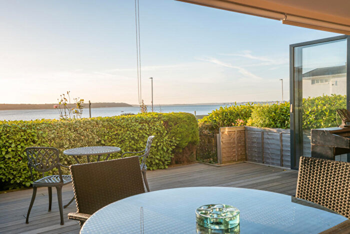 2 Bedroom Apartment For Sale In Chaddesley Glen, Poole, Dorset, BH13