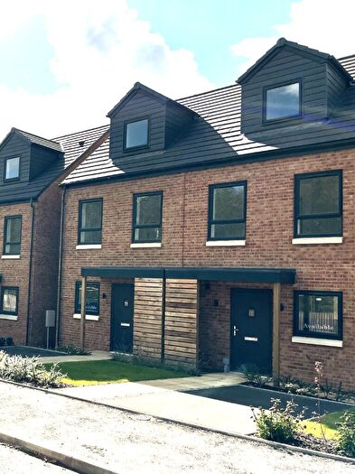 3 Bedroom Semi-Detached House For Sale In Pintail Meadow, Worksop, Nottinghamshire, S80