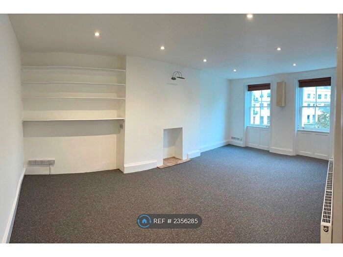 1 Bedroom Flat To Rent In Montpelier Crescent, Brighton, BN1