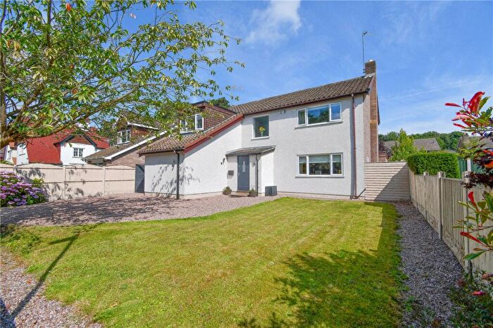 4 Bedroom Detached House For Sale In Hooton Way, Hooton, Cheshire, CH66