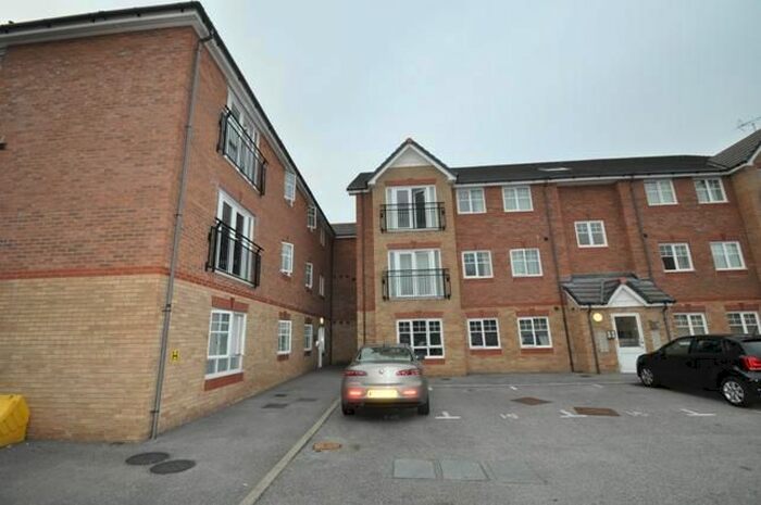 2 Bedroom Flat To Rent In Ingot Close, Brymbo, Wrexham, LL11