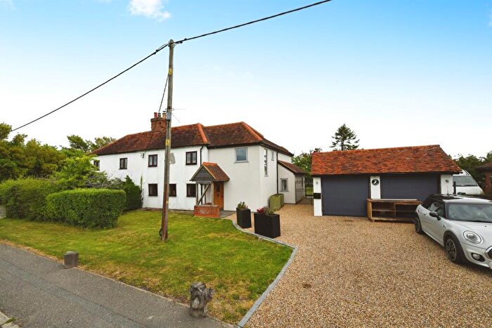 4 Bedroom Character Property For Sale In Chelmsford Road, Good Easter, Chelmsford, CM1