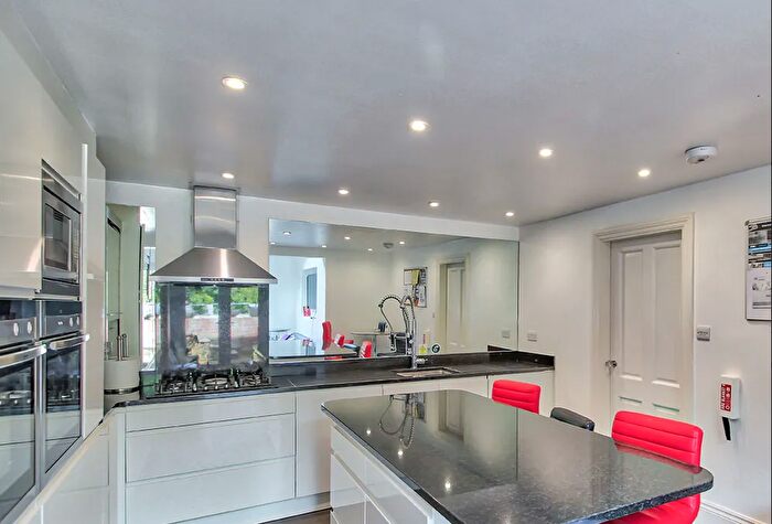 9 Bedroom Detached House To Rent In Stanley Road, Oxford, Oxfordshire, OX4