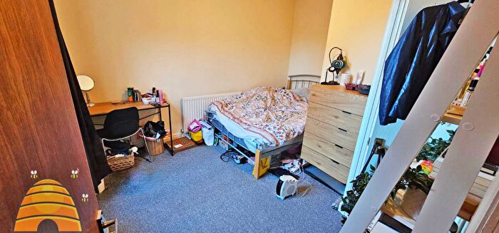 5 Bedroom End Of Terrace House To Rent In Hill Street Manchester, M20