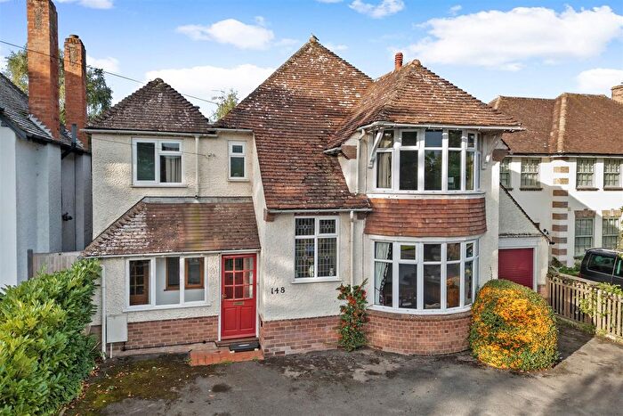 5 Bedroom Detached House For Sale In Banbury Road, Stratford-Upon-Avon, CV37