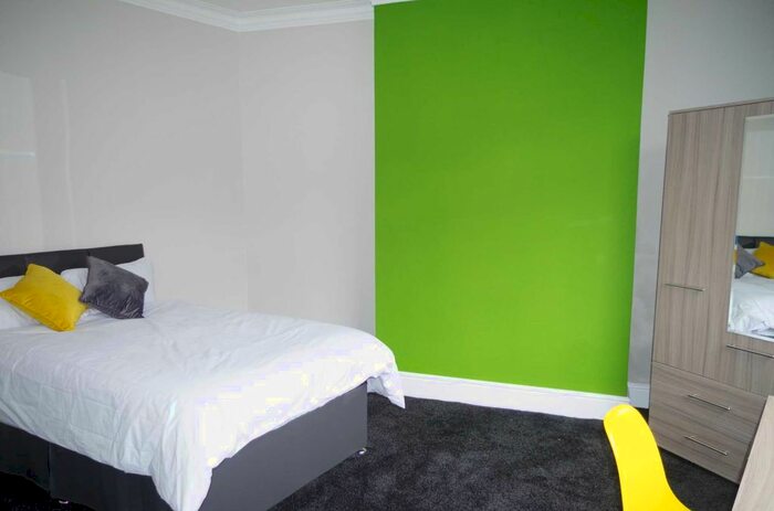 1 Bedroom Flat To Rent In Memorial Road, Walkden M28