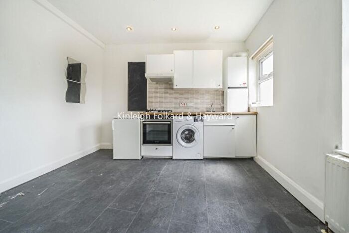 2 Bedroom Apartment To Rent In Sydenham Road London, SE26