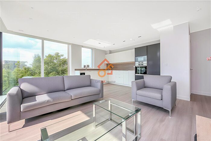 2 Bedroom Flat To Rent In Odell House, Woodberry Down, London, N4