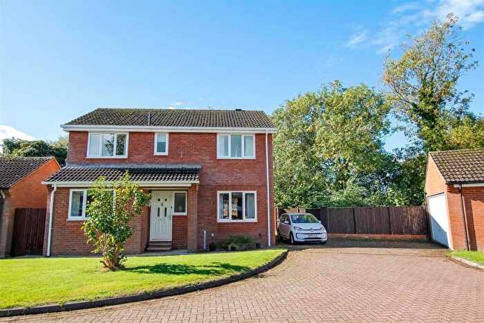 4 Bedroom Detached House For Sale In Beckside, Northallerton, DL7