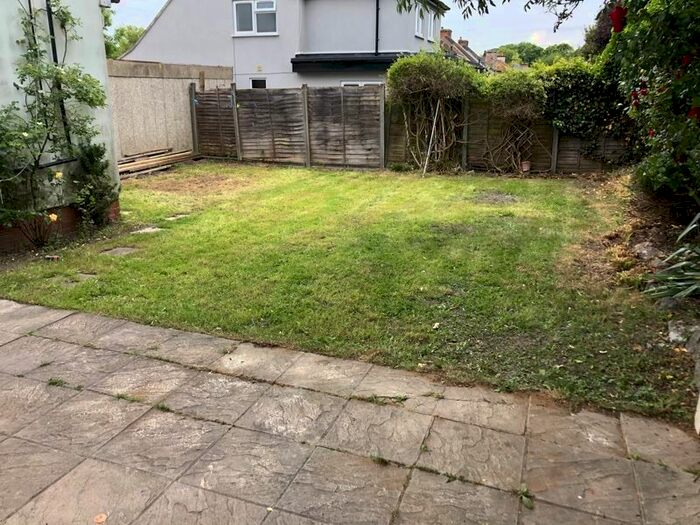 2 Bedroom Flat To Rent In Nelson Road, Stanmore, Middlesex, HA7