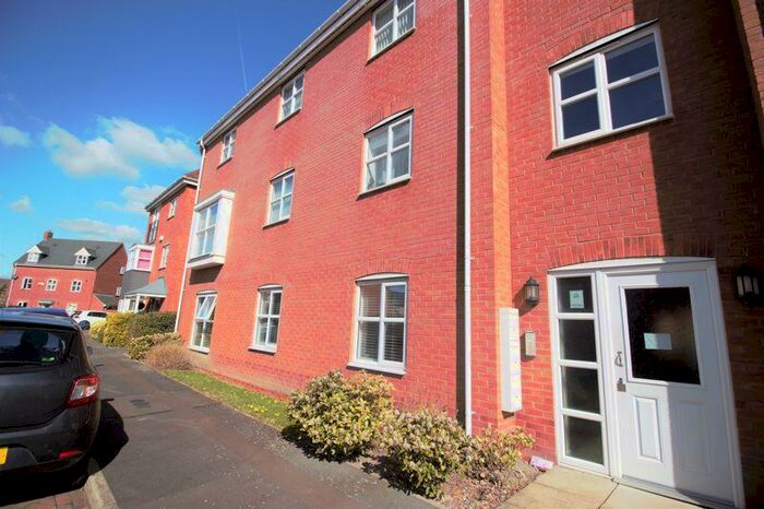 2 Bedroom Flat To Rent In Brettsil Drive, Ruddington, Nottingham, NG11