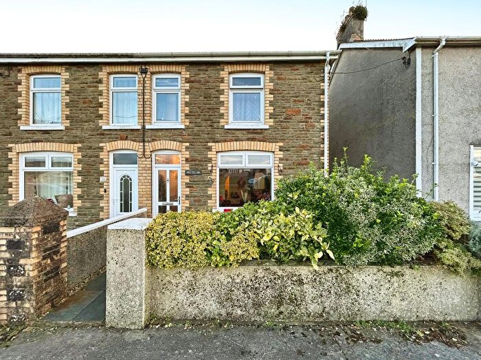 3 Bedroom Semi-Detached House For Sale In Pant Hirwaun, Heol-Y-Cyw, Bridgend, CF35